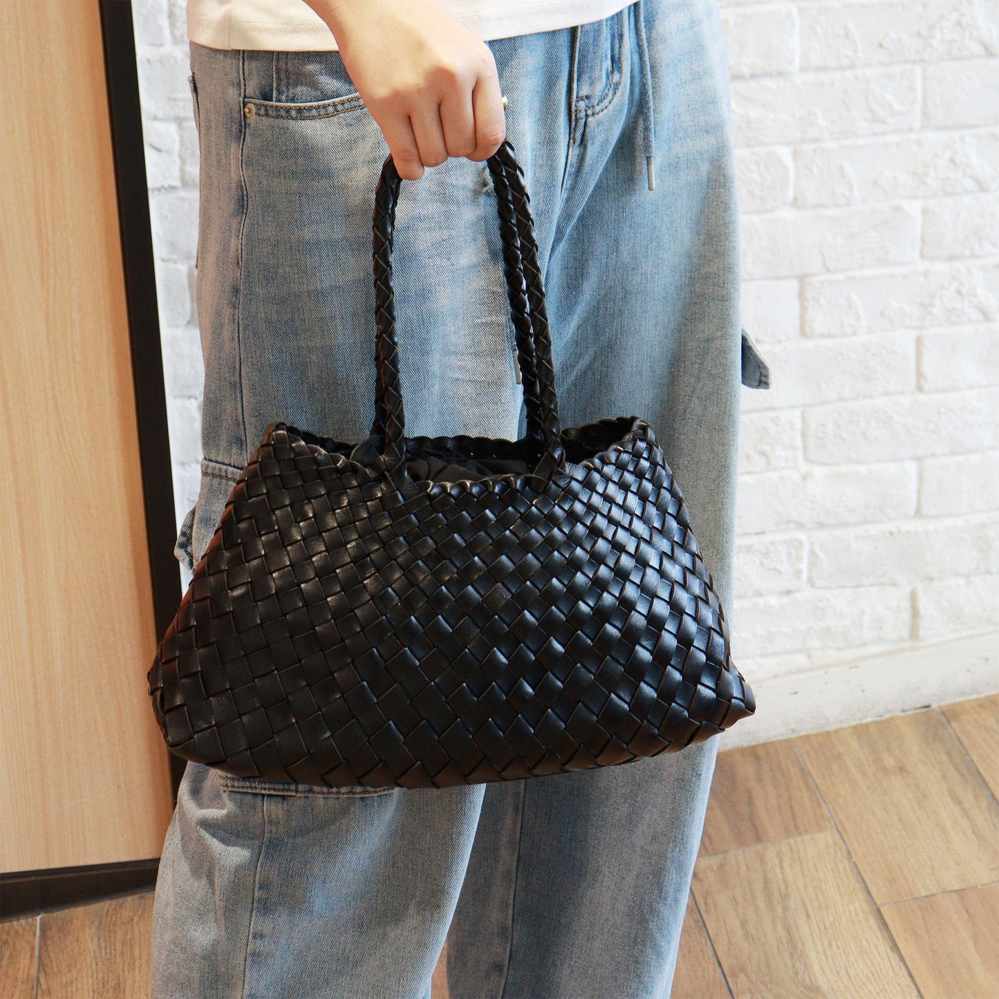 Trendy Retro Large Capacity Handbag Pure Handmade Woven Maternity Bag Commuter Shoulder Tote Bag